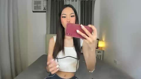 Snapshot of urslutgwen69 chatting on December 22, 2024, 3:11 am urslutgwen69 online show from December 22, 2024, 3:11 am