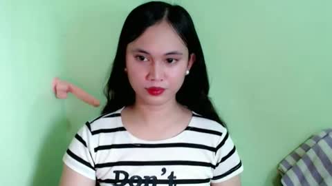 Snapshot of ursweet_athisa18 chatting on April 10, 2026, 2:22 pm Athisa online show from April 10, 2026, 2:22 pm