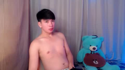 ursweet_jade online show from February 15, 2026, 1:57 am