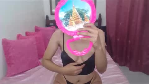 iVANNA online show from October 25, 2025, 9:31 pm