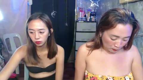 Snapshot of ursweetpinky chatting on March 8, 2026, 12:52 am ursweetpinky online show from March 8, 2026, 12:52 am