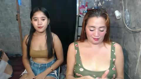 Snapshot of ursweetpinky chatting on April 1, 2026, 12:33 am ursweetpinky online show from April 1, 2026, 12:33 am