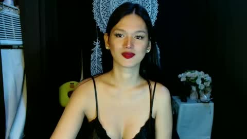 Snapshot of urthai_hotfilipinax chatting on January 22, 2025, 10:18 am angel online show from January 22, 2025, 10:18 am