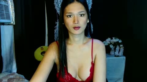 Snapshot of urthai_hotfilipinax chatting on February 19, 2025, 8:12 am angel online show from February 19, 2025, 8:12 am