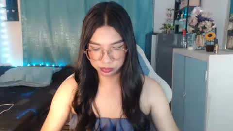 Ashley Kate Mateo Gray online show from March 27, 2026, 8:37 am