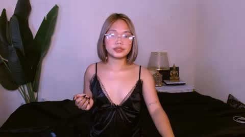 Snapshot of urwildest_farrah chatting on May 2, 2026, 1:49 pm Urwildest farrah online show from May 2, 2026, 1:49 pm