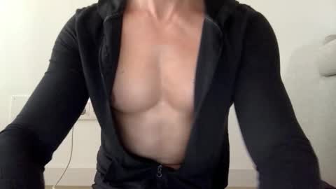 urxtoyboy online show from April 13, 2026, 3:28 pm