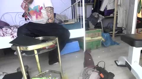 BamBam online show from September 28, 2025, 1:55 am