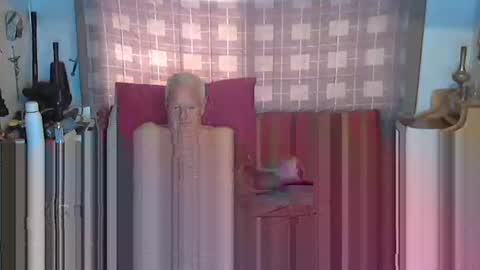 usednotbroken1 online show from March 25, 2026, 3:51 pm