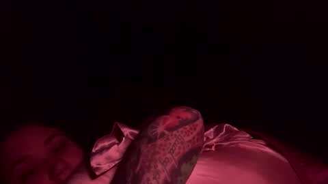 Snapshot of usefulhole chatting on October 30, 2025, 12:39 pm usefulhole online show from October 30, 2025, 12:39 pm