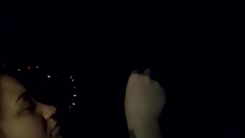 usefulhole online show from December 16, 2025, 12:15 am