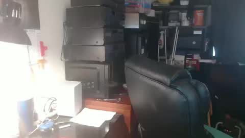 Eric online show from October 13, 2025, 2:44 am