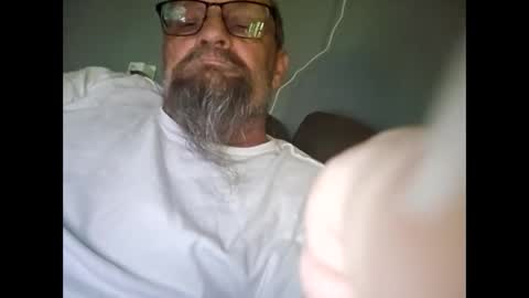 uwant_dik_pik online show from April 30, 2026, 7:09 pm