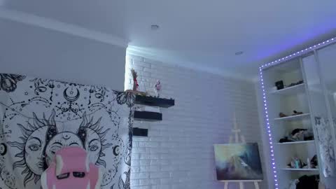 Snapshot of uwu_eva chatting on March 4, 2025, 3:26 pm Eva online show from March 4, 2025, 3:26 pm