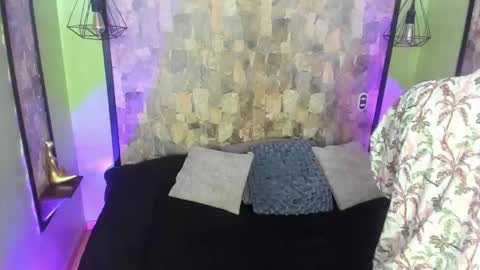 Snapshot of uyukie chatting on October 23, 2025, 11:31 am UYUKIE online show from October 23, 2025, 11:31 am