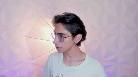 Snapshot of uyukie chatting on March 17, 2026, 1:43 am UYUKIE online show from March 17, 2026, 1:43 am