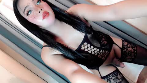 Snapshot of vae_sha chatting on November 7, 2025, 8:58 am JESS - DONT FORGET TO FOLLOW ME AND GIVE ME THUMBS UP online show from November 7, 2025, 8:58 am