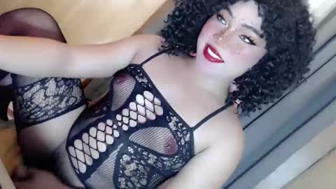 Snapshot of vae_sha chatting on December 17, 2025, 1:50 pm JESS - DONT FORGET TO FOLLOW ME AND GIVE ME THUMBS UP online show from December 17, 2025, 1:50 pm
