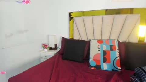 vahioleth  online show from October 28, 2025, 3:10 am