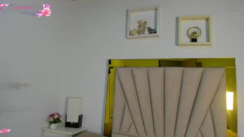 vahioleth  online show from November 14, 2025, 3:05 am