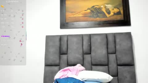 Snapshot of vahiolet_smith chatting on June 20, 2026, 3:20 am Vahiolet smith online show from June 20, 2026, 3:20 am