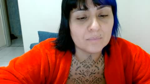 Snapshot of vaholiver chatting on June 30, 2026, 2:56 am Vah Oliver online show from June 30, 2026, 2:56 am