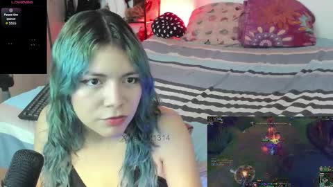 Vaiolet1314 online show from January 10, 2026, 4:58 am