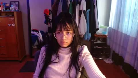 valentina online show from November 28, 2025, 1:14 pm