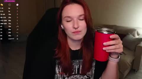 Val online show from October 3, 2025, 7:22 pm