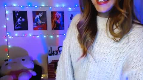 Hi I am Valcooky online show from February 11, 2025, 1:31 am