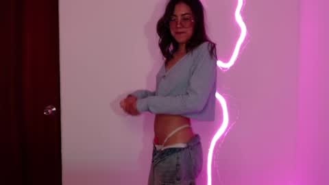 Hi I am Valcooky online show from April 14, 2026, 1:22 am