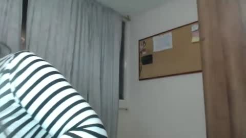 Snapshot of vale_991 chatting on March 2, 2025, 12:09 am Valeria online show from March 2, 2025, 12:09 am