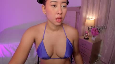 Snapshot of vale_kross chatting on January 28, 2025, 1:59 pm HI IM NEW online show from January 28, 2025, 1:59 pm