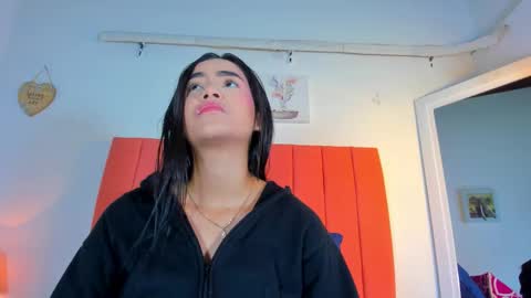 VALENTINA  3 online show from November 13, 2025, 12:04 pm