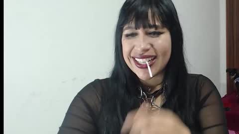 valen_ross7 online show from February 25, 2026, 5:55 pm