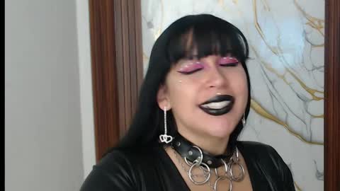 valen_ross7 online show from April 6, 2026, 9:43 am