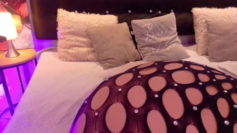 Valen Scott online show from January 7, 2026, 1:46 pm