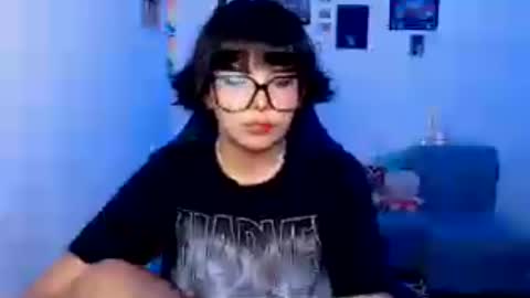valenbeauty online show from July 3, 2026, 2:07 am