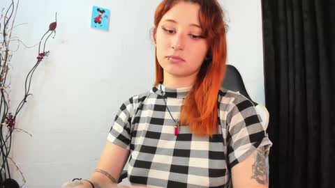 Snapshot of valent_27 chatting on December 28, 2024, 5:33 am Valentina online show from December 28, 2024, 5:33 am