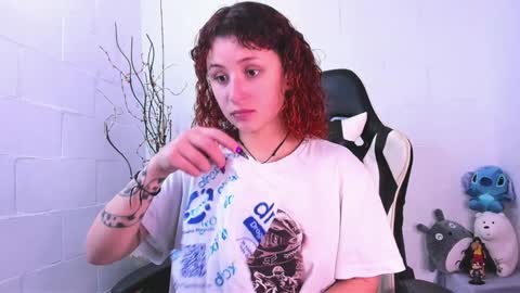 Snapshot of valent_27 chatting on December 31, 2024, 3:12 am Valentina online show from December 31, 2024, 3:12 am