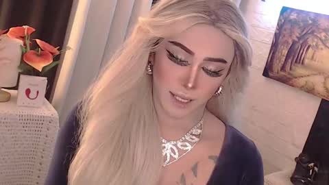 Amanda online show from September 19, 2025, 2:57 am