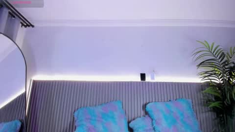 Snapshot of valentina_lux1 chatting on February 3, 2026, 7:19 pm Valentina online show from February 3, 2026, 7:19 pm