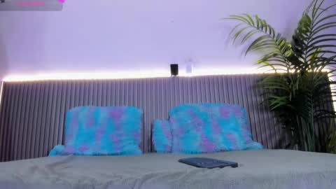 Snapshot of valentina_lux1 chatting on February 12, 2026, 7:20 pm Valentina online show from February 12, 2026, 7:20 pm