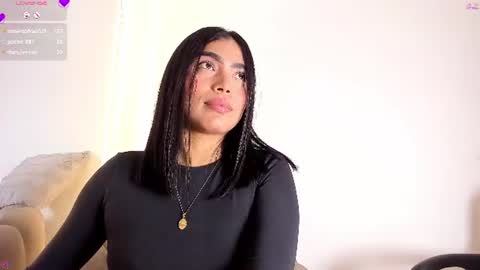 Snapshot of valentina_noa chatting on July 6, 2026, 3:03 pm Valentina online show from July 6, 2026, 3:03 pm