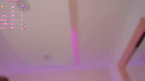 Snapshot of valentina_vegaa chatting on March 11, 2025, 2:21 am Val online show from March 11, 2025, 2:21 am