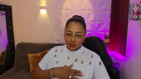 Valentina online show from December 3, 2024, 2:16 pm
