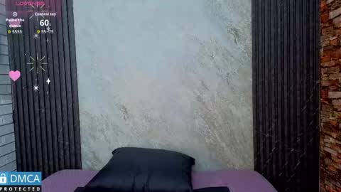 valentinaa_07 online show from June 1, 2026, 7:04 pm