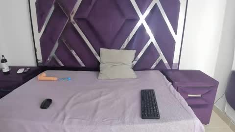 Snapshot of valentinaasm chatting on November 8, 2025, 1:11 pm valentinaasm online show from November 8, 2025, 1:11 pm