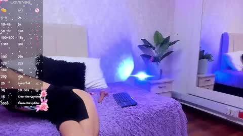 Snapshot of valentinarivers chatting on April 27, 2026, 12:25 pm valentinarivers online show from April 27, 2026, 12:25 pm