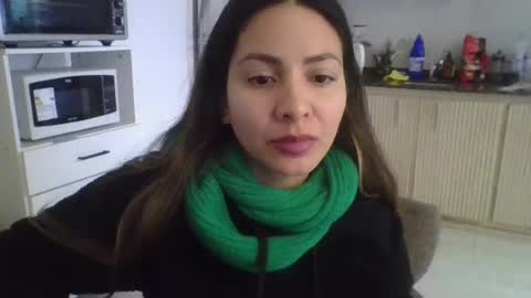valentinaseleni24 online show from June 21, 2026, 7:49 pm